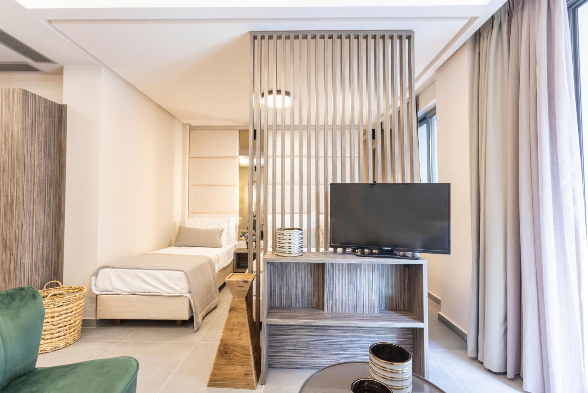 Aparthotel Evitel Luxury Living Hanioti Esterno foto
