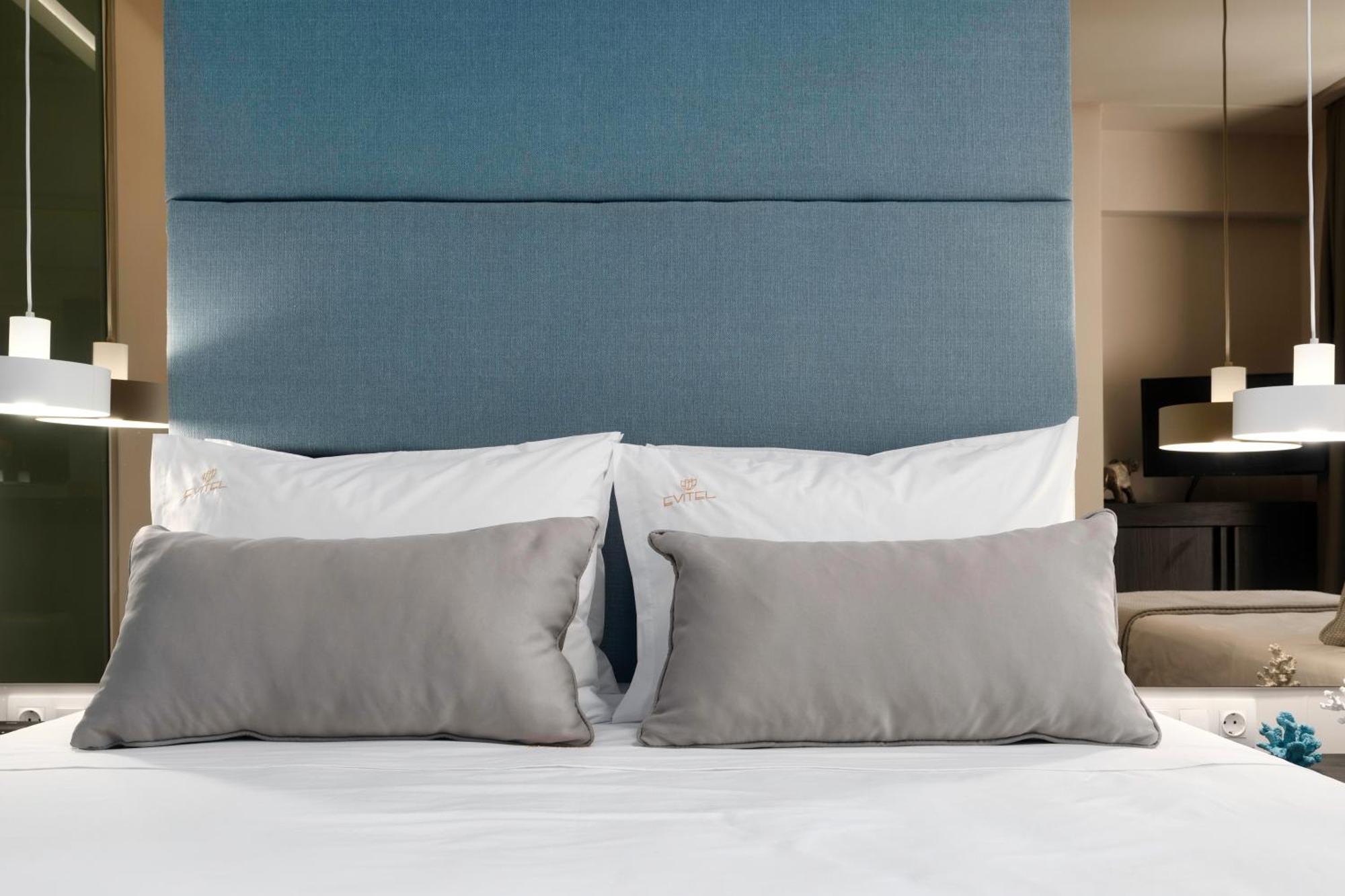 Aparthotel Evitel Luxury Living Hanioti Esterno foto