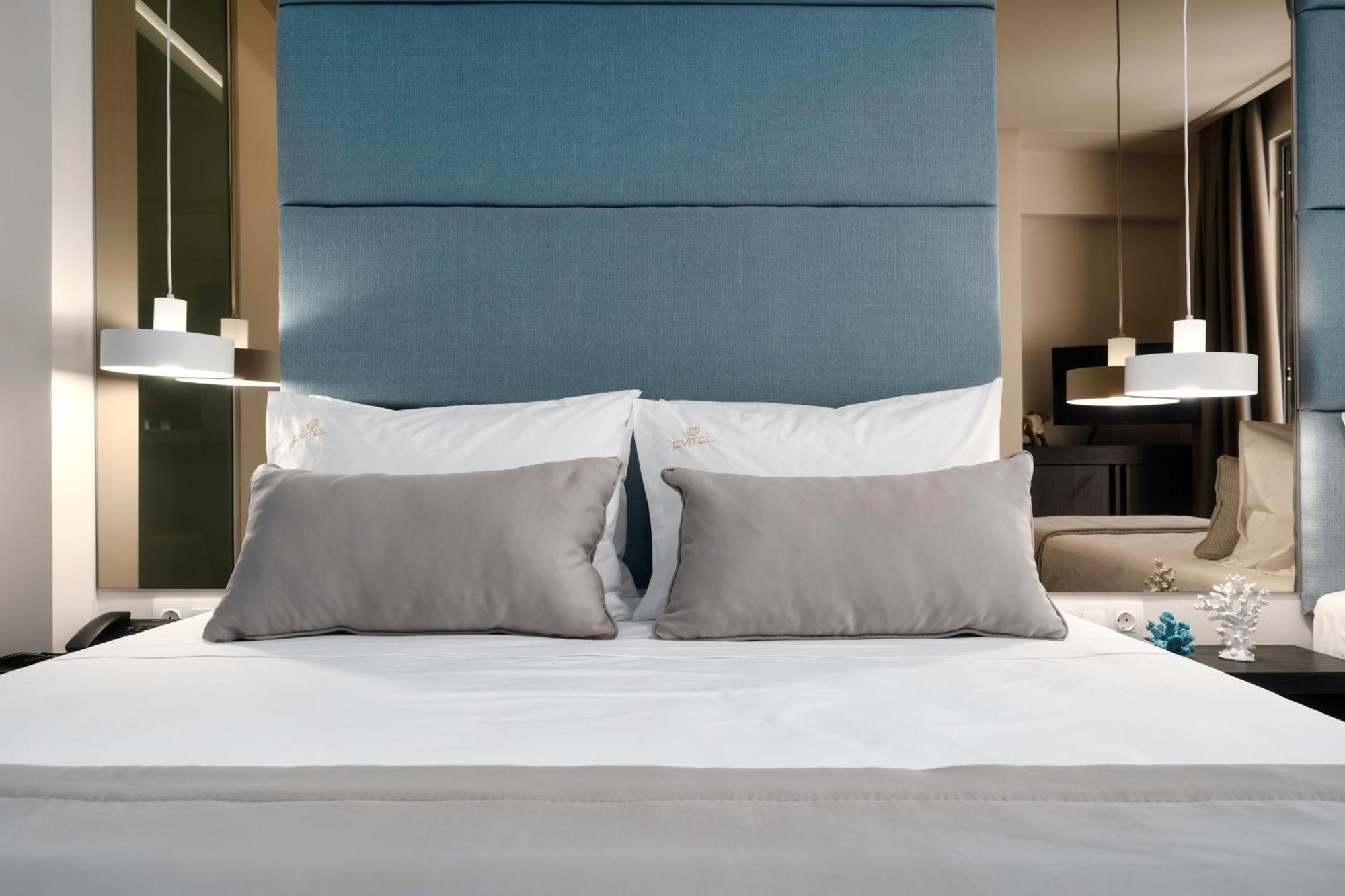 Aparthotel Evitel Luxury Living Hanioti Esterno foto