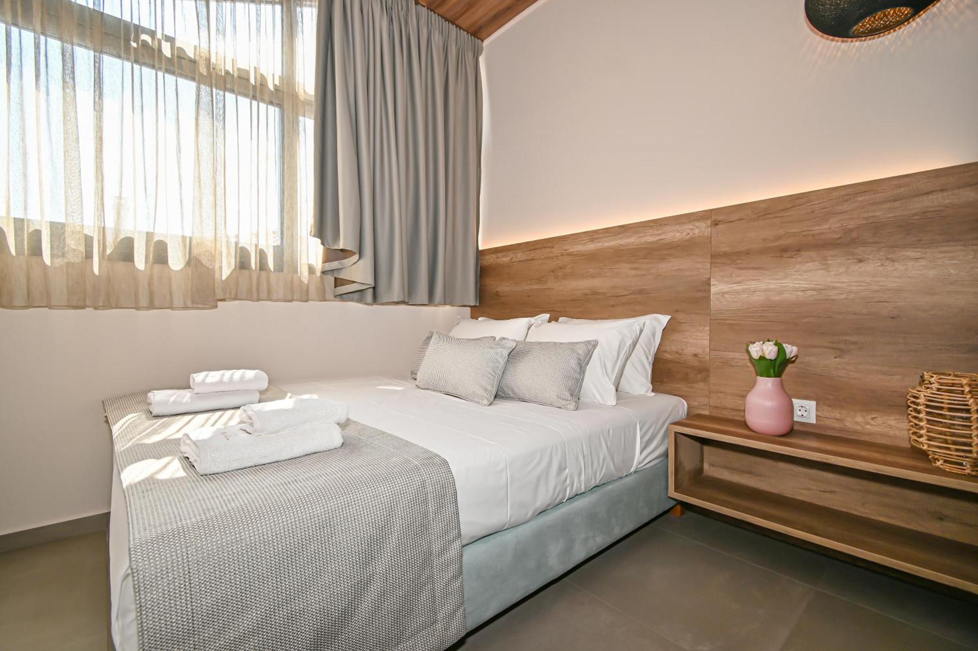 Aparthotel Evitel Luxury Living Hanioti Esterno foto