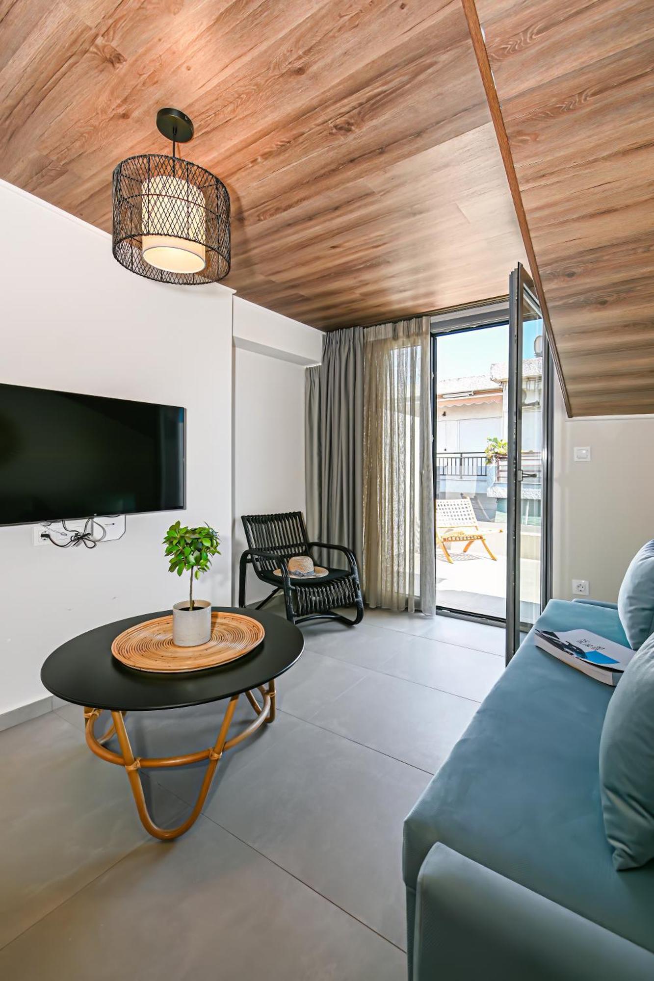 Aparthotel Evitel Luxury Living Hanioti Esterno foto